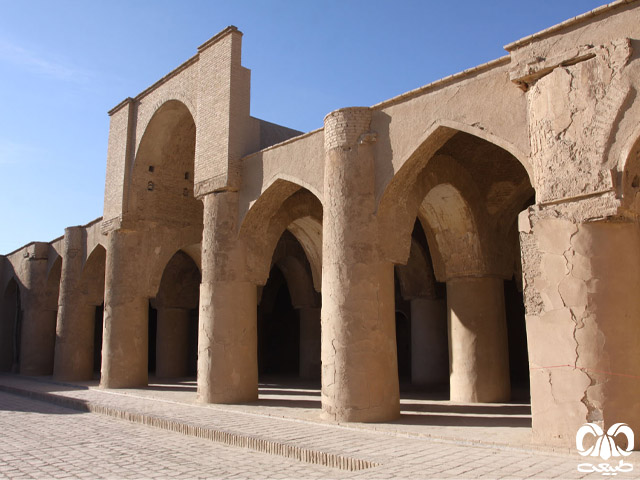 مسجد تاریخانه دامغان 